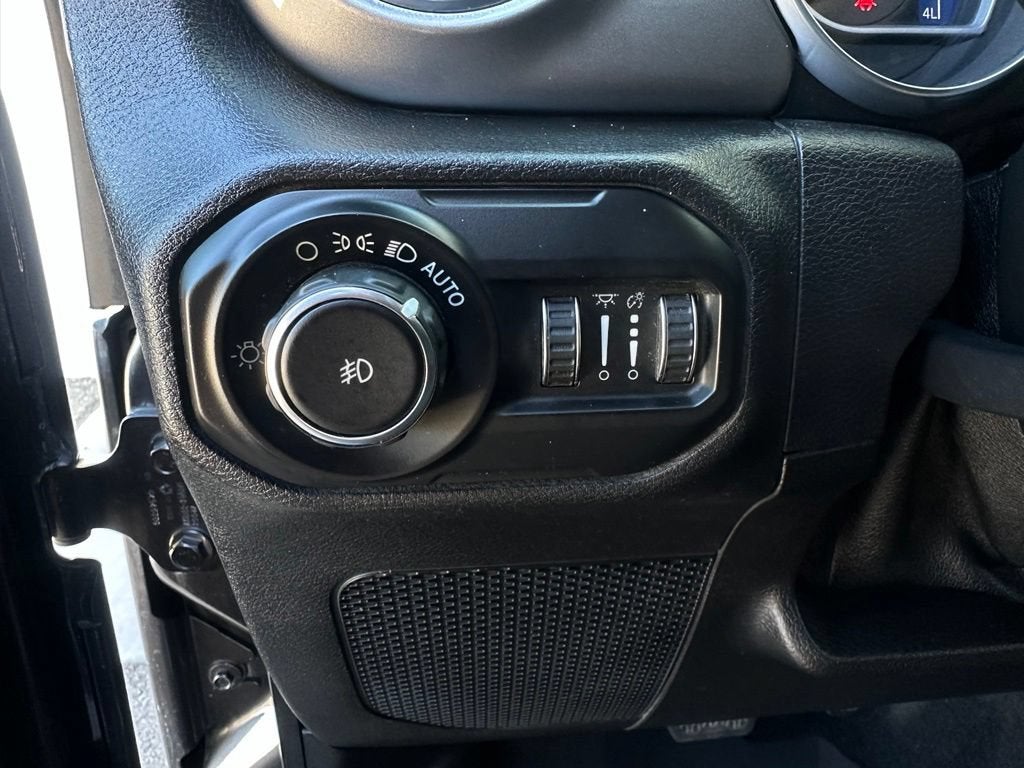 2018 Jeep Wrangler Unlimited Sahara 4x4