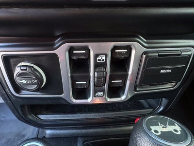 2018 Jeep Wrangler Unlimited Sahara 4x4