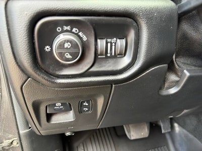 2019 RAM 1500 Big Horn/Lone Star Crew Cab 4x4 5'7" Box