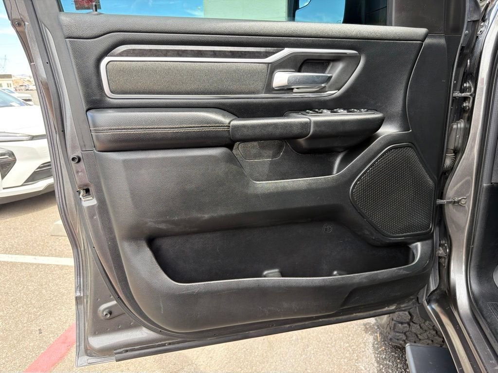 2019 RAM 1500 Big Horn/Lone Star Crew Cab 4x4 5'7" Box