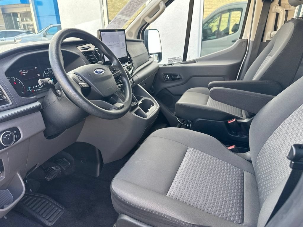 2024 Ford Transit Passenger Wagon XL