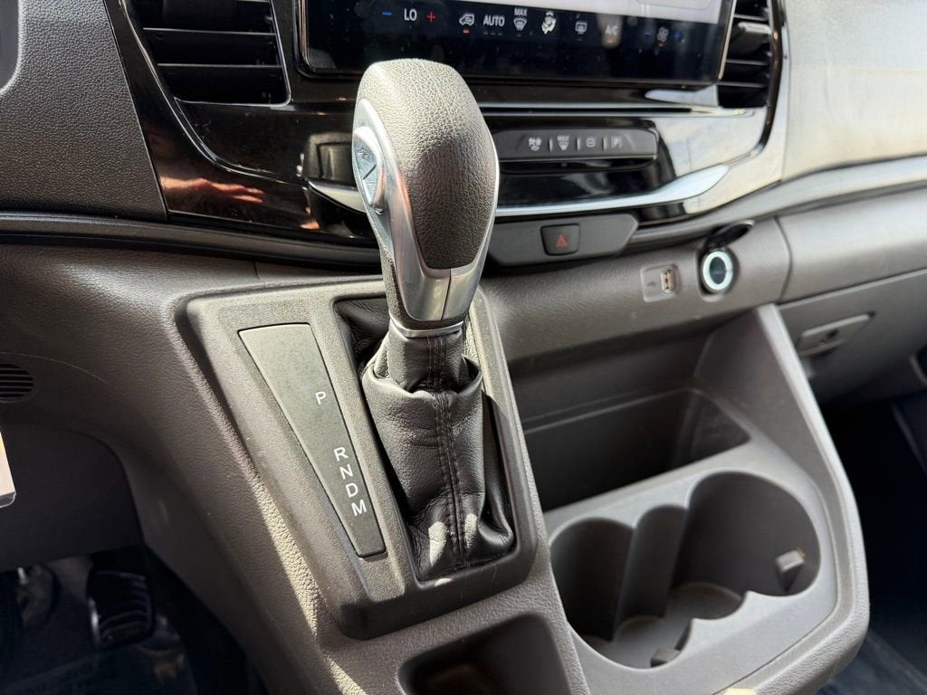 2024 Ford Transit Passenger Wagon XL
