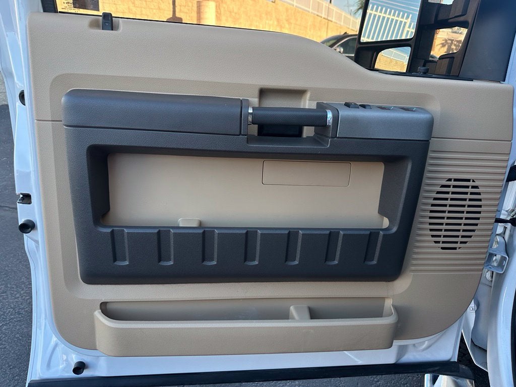 2016 Ford F-350 LARIAT
