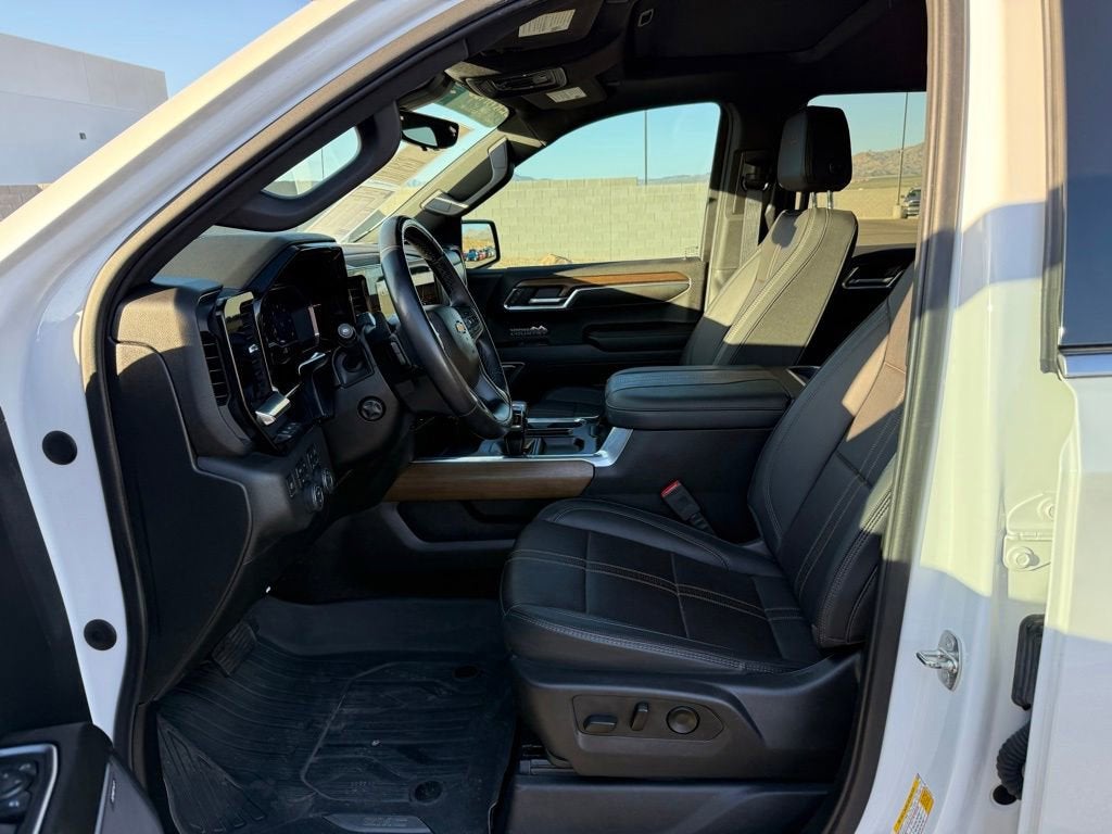 2023 Chevrolet Silverado 1500 High Country