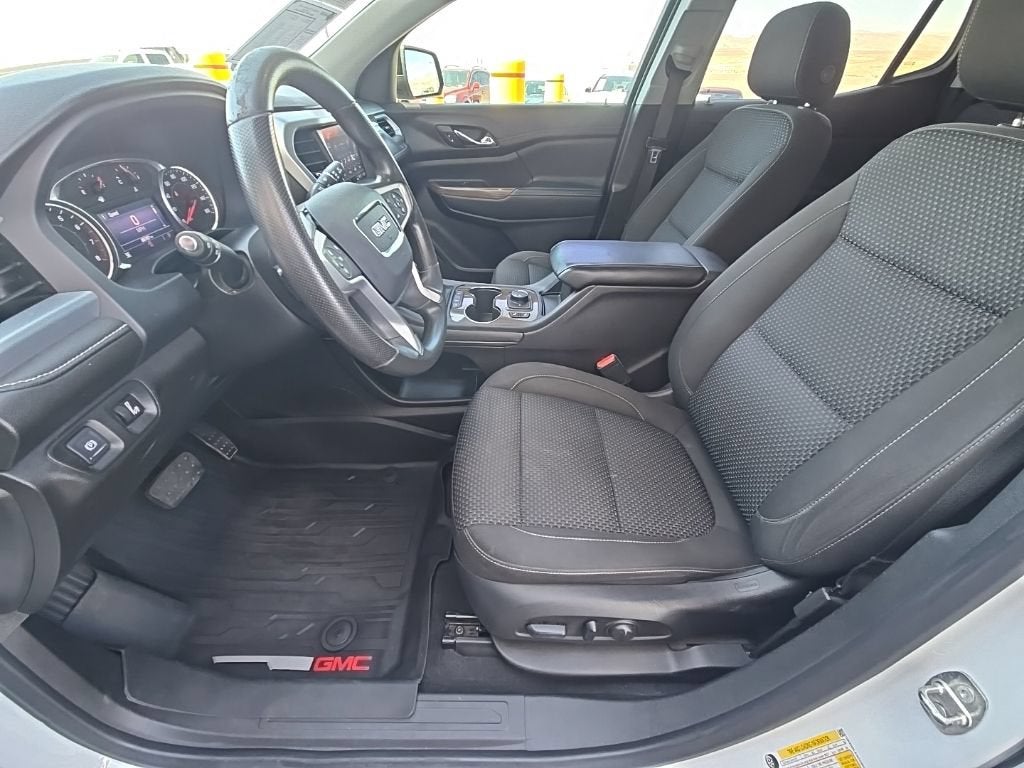 2022 GMC Acadia SLE