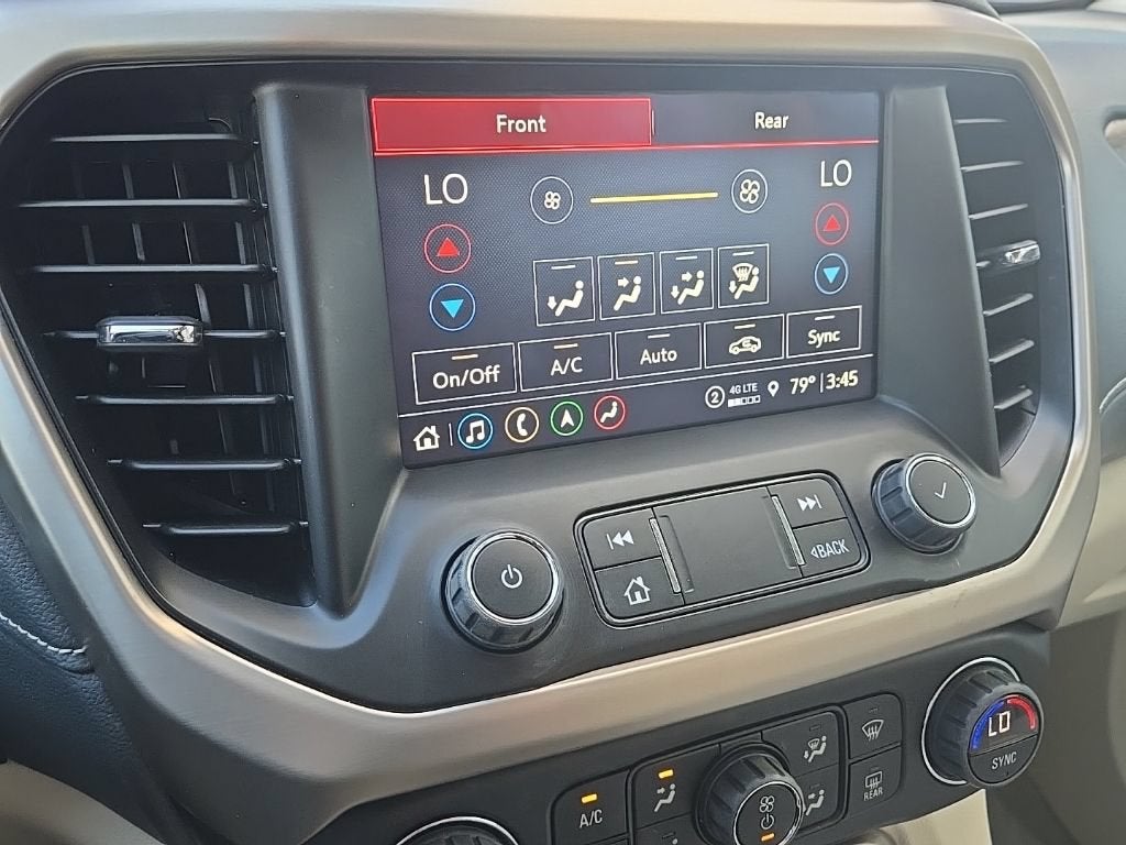 2023 GMC Acadia Denali