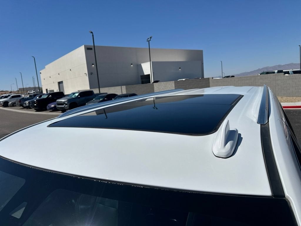 2022 GMC Yukon XL SLT