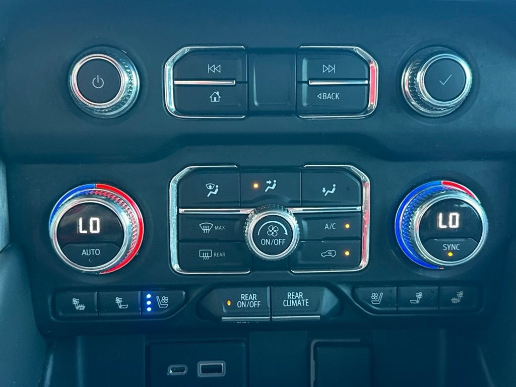 2022 GMC Yukon XL SLT