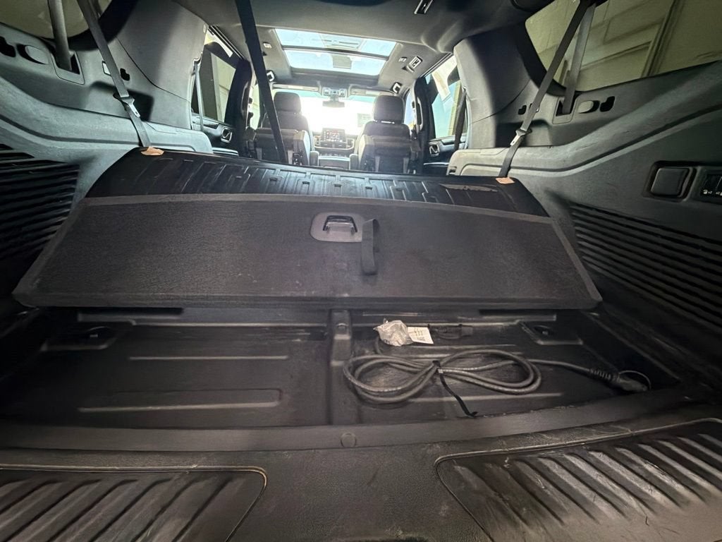 2022 GMC Yukon XL SLT