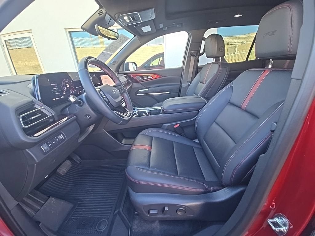 2025 Chevrolet Traverse RS