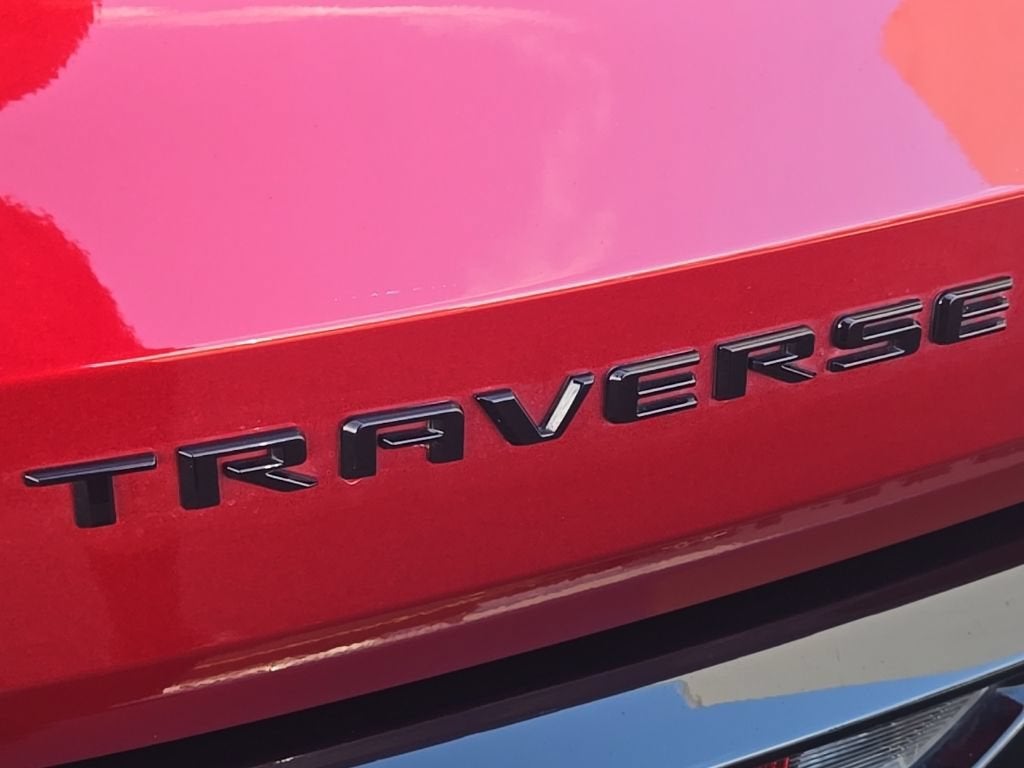 2025 Chevrolet Traverse RS