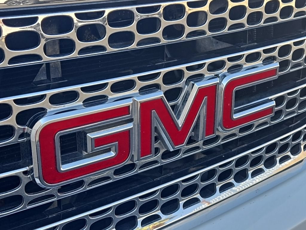 2011 GMC Sierra 2500 HD Denali