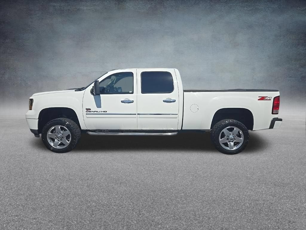 2011 GMC Sierra 2500 HD Denali