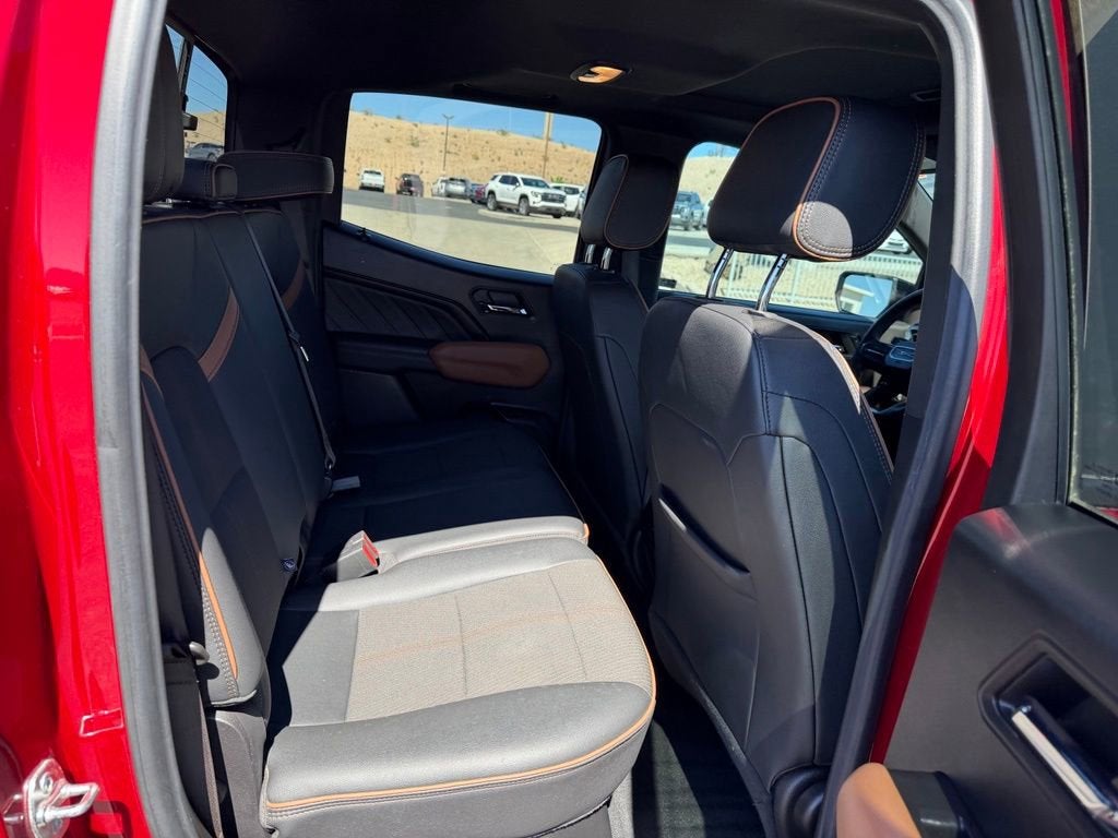 2024 GMC Canyon AT4