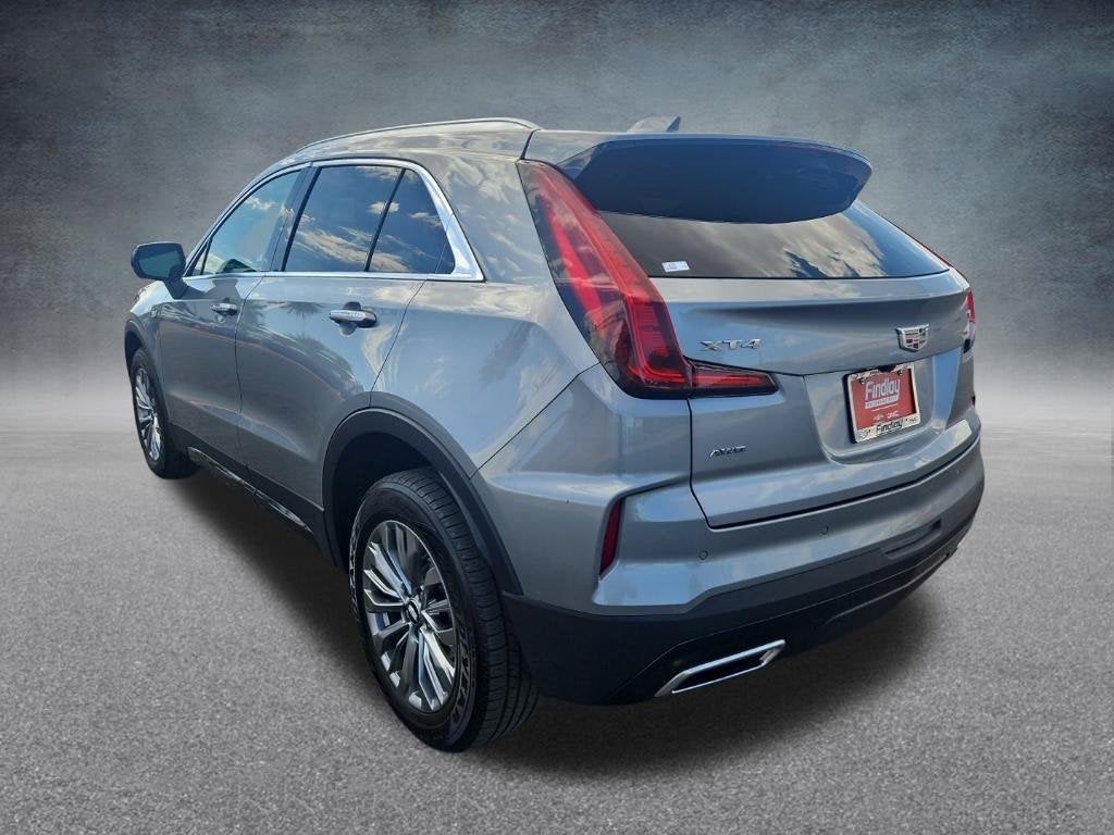 2025 Cadillac XT4 Premium Luxury