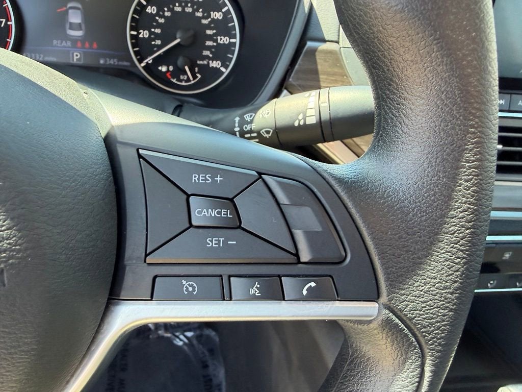 2025 Nissan Altima SV FWD