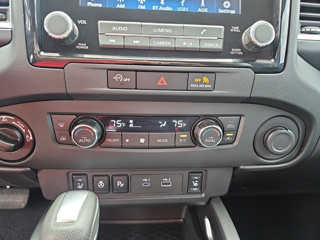 2023 Nissan Frontier SV