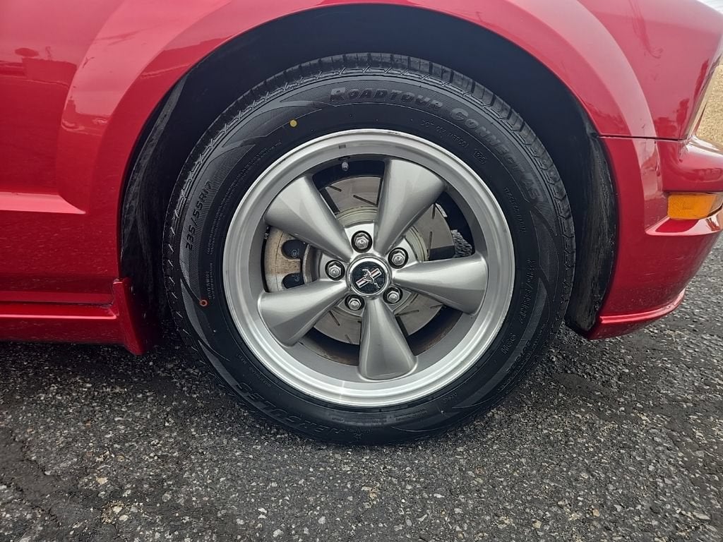 2006 Ford Mustang GT Deluxe