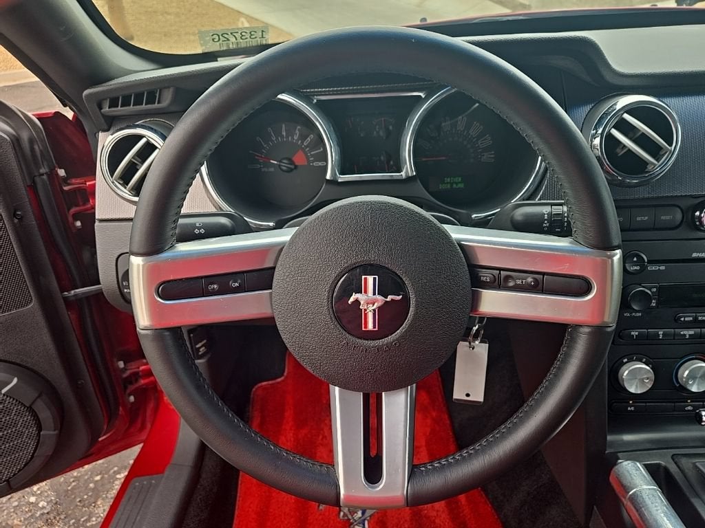 2006 Ford Mustang GT Deluxe