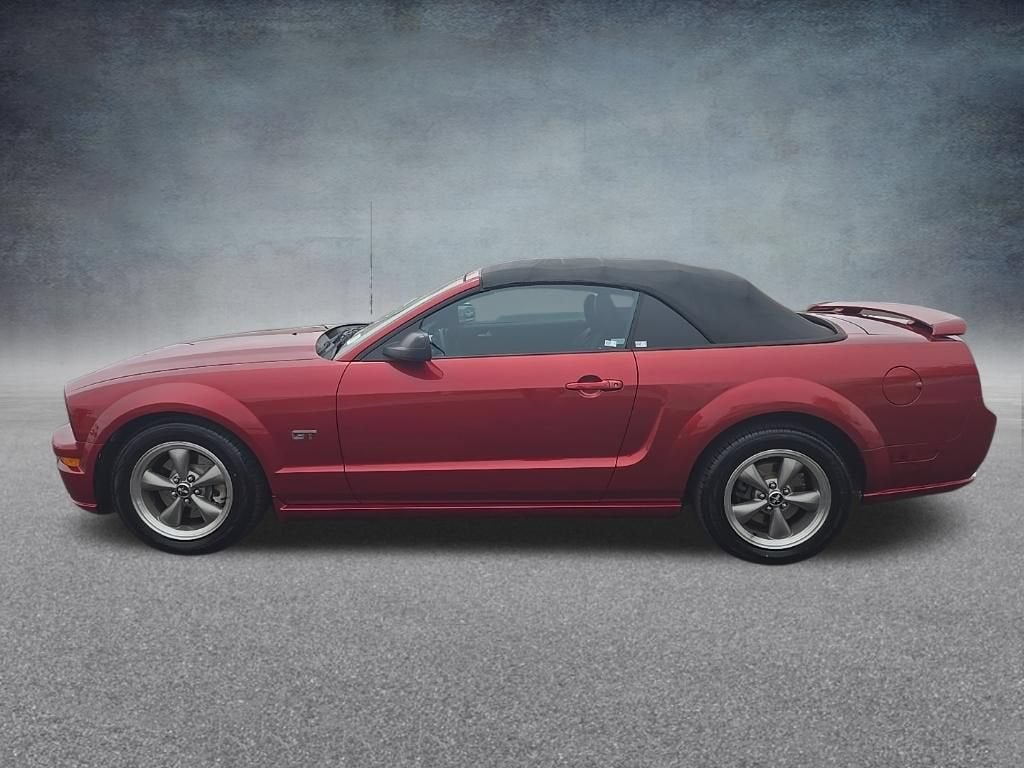 2006 Ford Mustang GT Deluxe