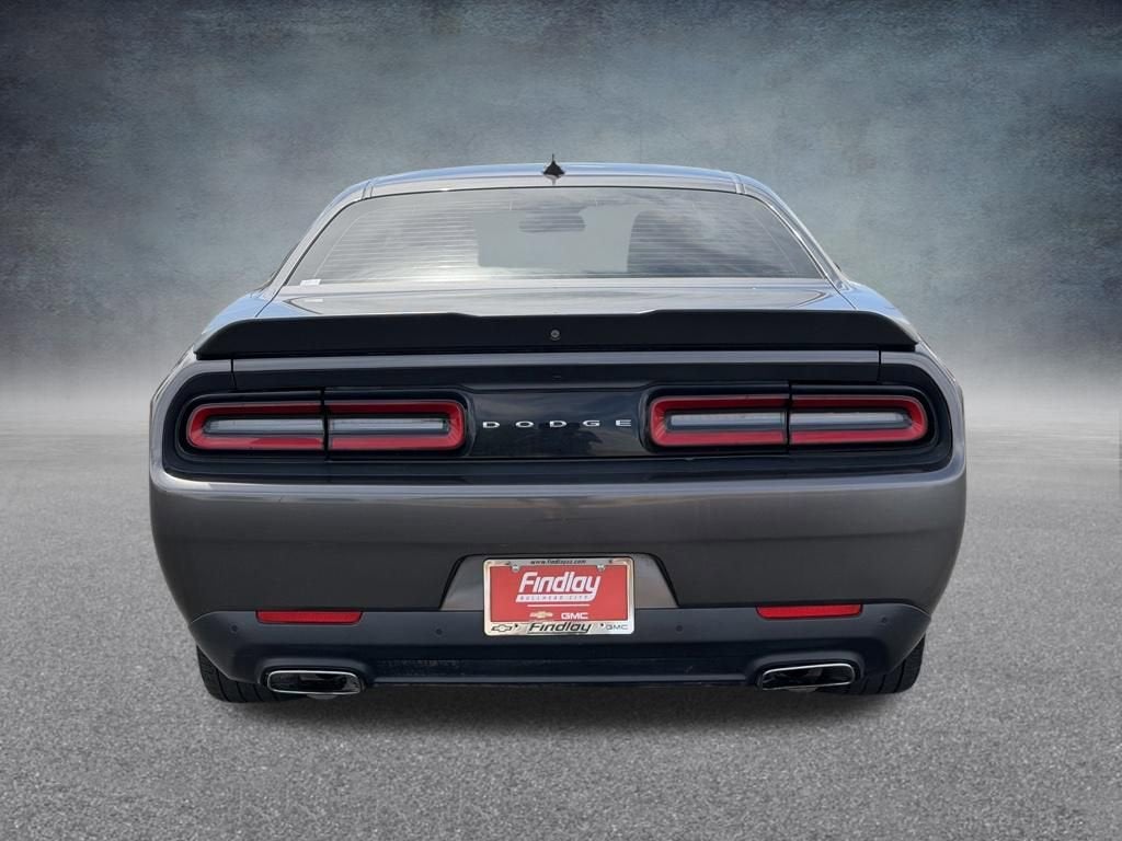 2018 Dodge Challenger SXT Plus