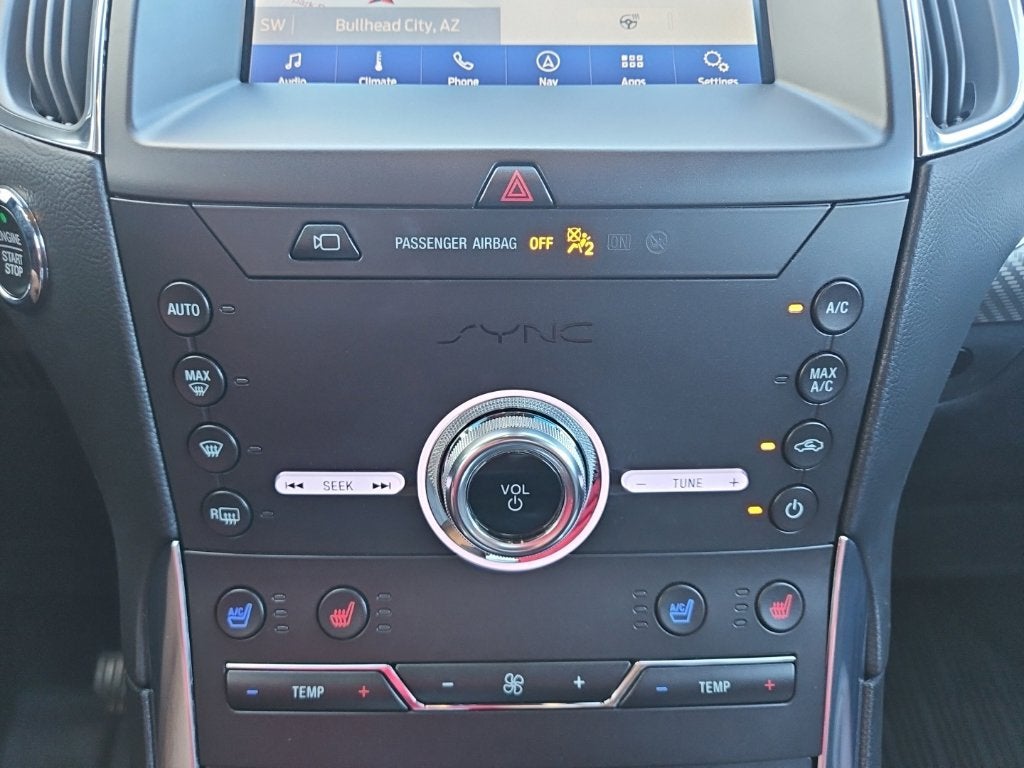 2020 Ford Edge Titanium