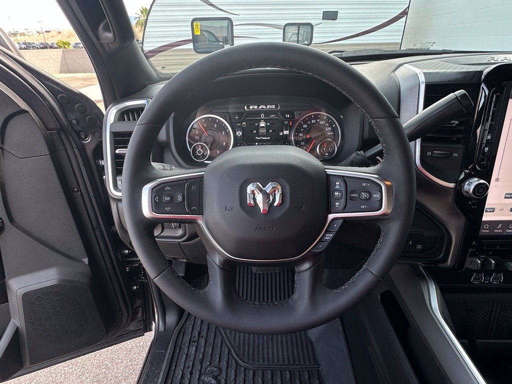2025 RAM 2500 Big Horn Crew Cab 4x4 6'4" Box