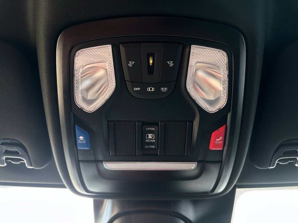 2025 RAM 2500 Big Horn Crew Cab 4x4 6'4" Box