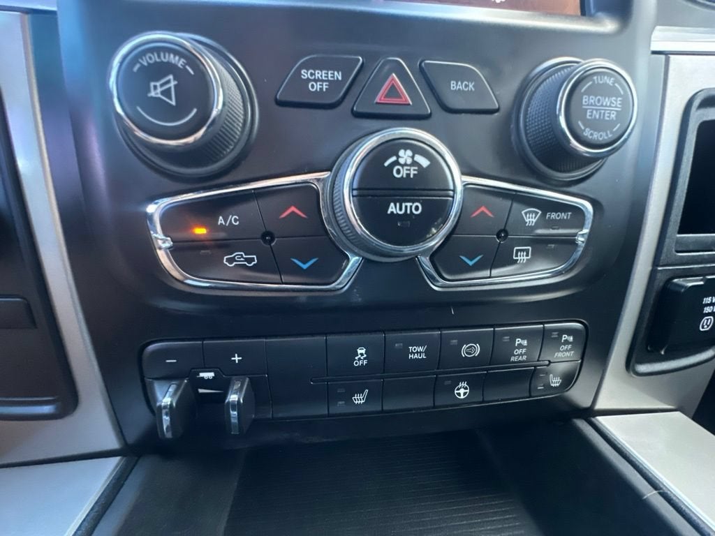 2018 RAM 2500 Big Horn Crew Cab 4x4 6'4" Box