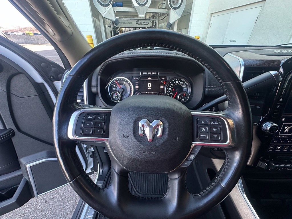 2020 RAM 2500 Laramie Crew Cab 4x4 6'4" Box