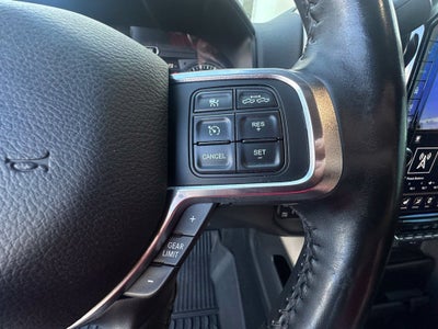2020 RAM 2500 Laramie Crew Cab 4x4 6'4" Box