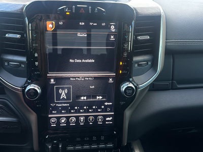 2020 RAM 2500 Laramie Crew Cab 4x4 6'4" Box