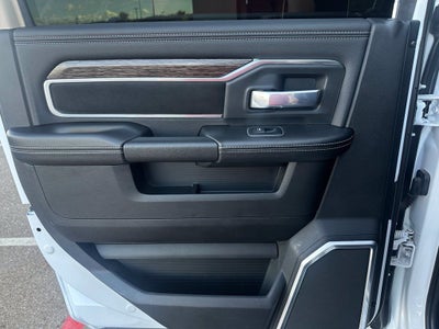 2020 RAM 2500 Laramie Crew Cab 4x4 6'4" Box