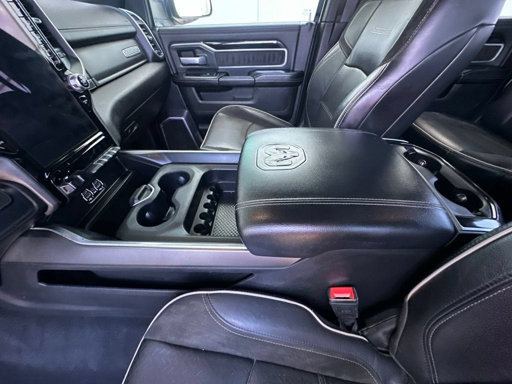 2020 RAM 2500 Laramie Crew Cab 4X4 6'4" Box