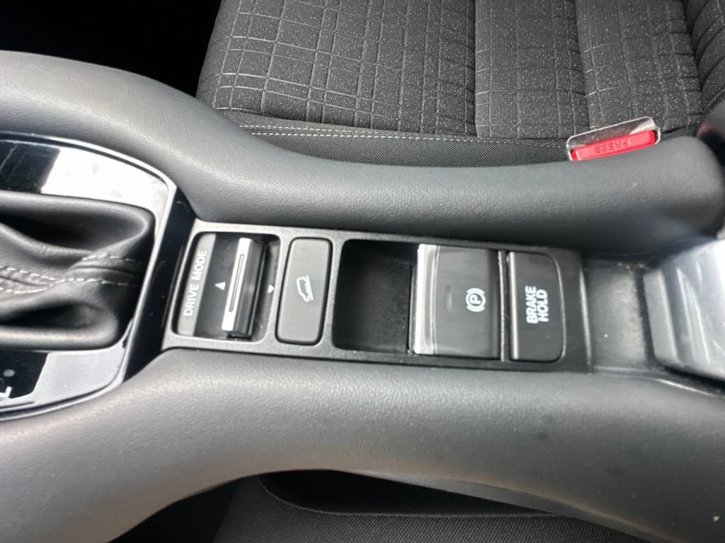 2024 Honda HR-V 2WD LX