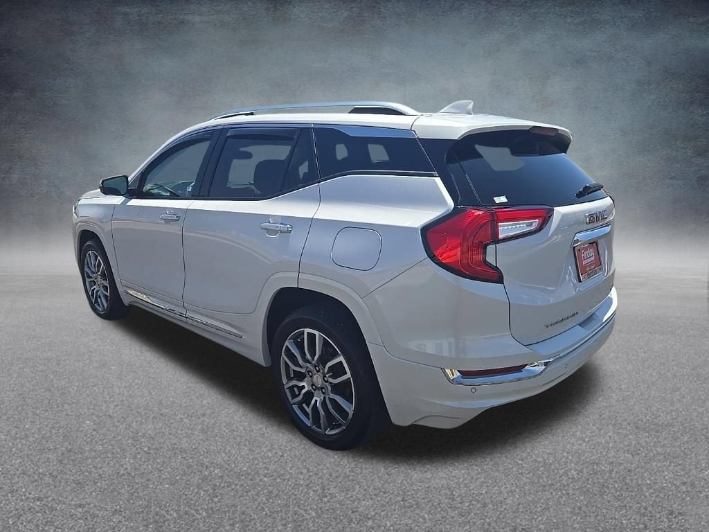 2023 GMC Terrain Denali