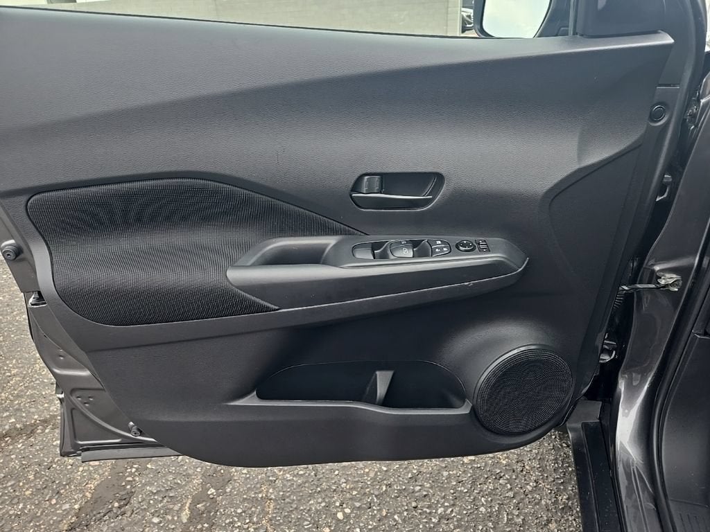 2023 Nissan Kicks S Xtronic CVT