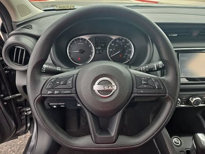 2023 Nissan Kicks S Xtronic CVT