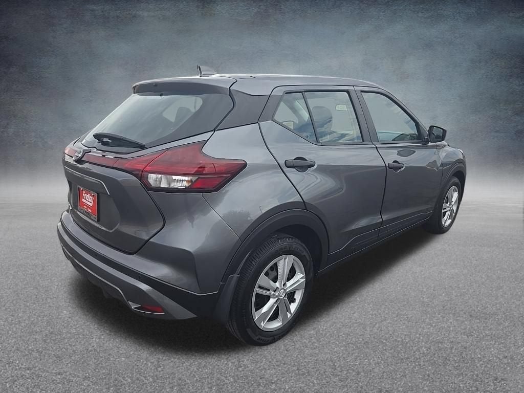 2023 Nissan Kicks S Xtronic CVT
