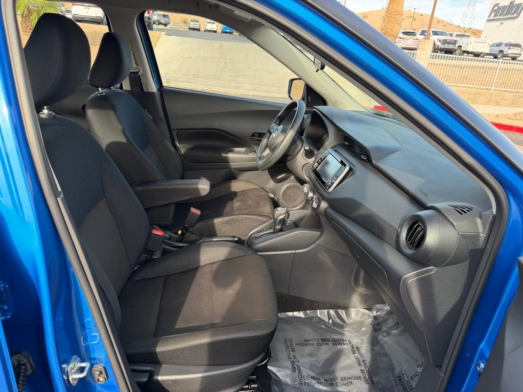 2024 Nissan Kicks S