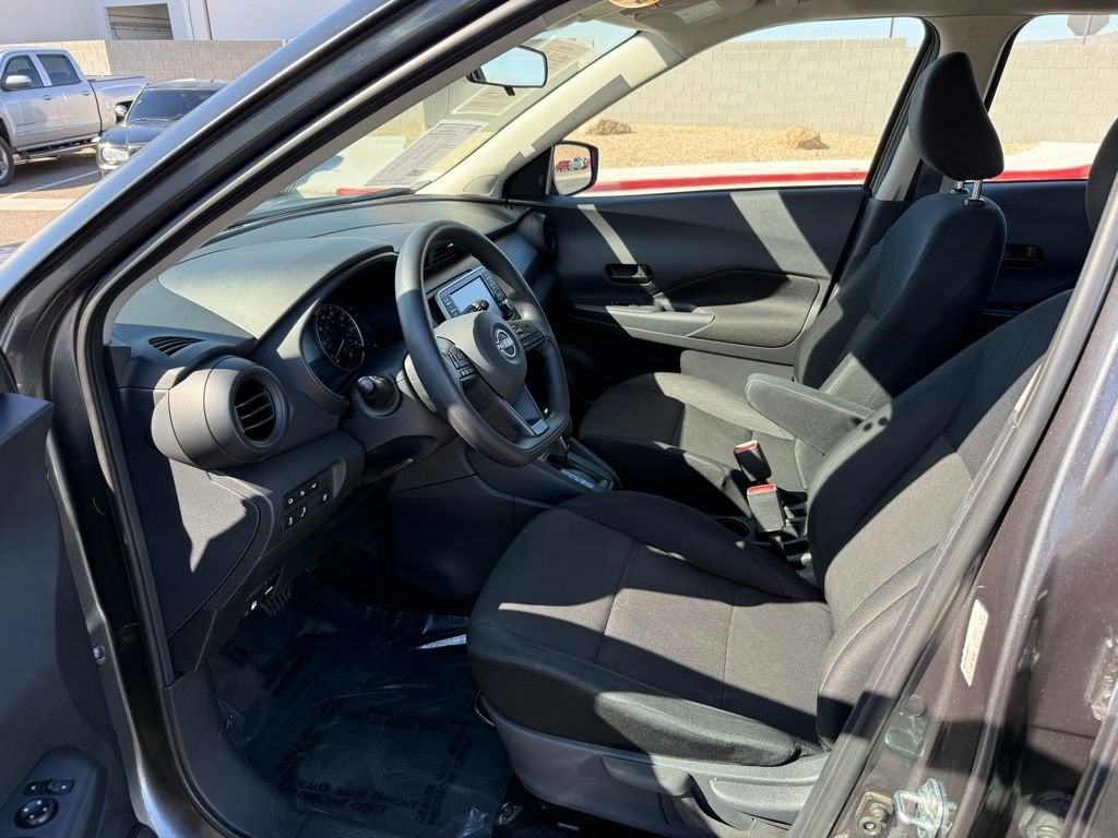 2024 Nissan Kicks S