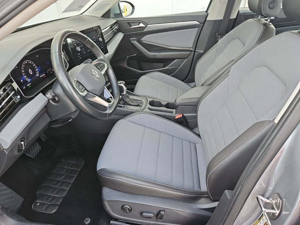 2025 Volkswagen Jetta SE