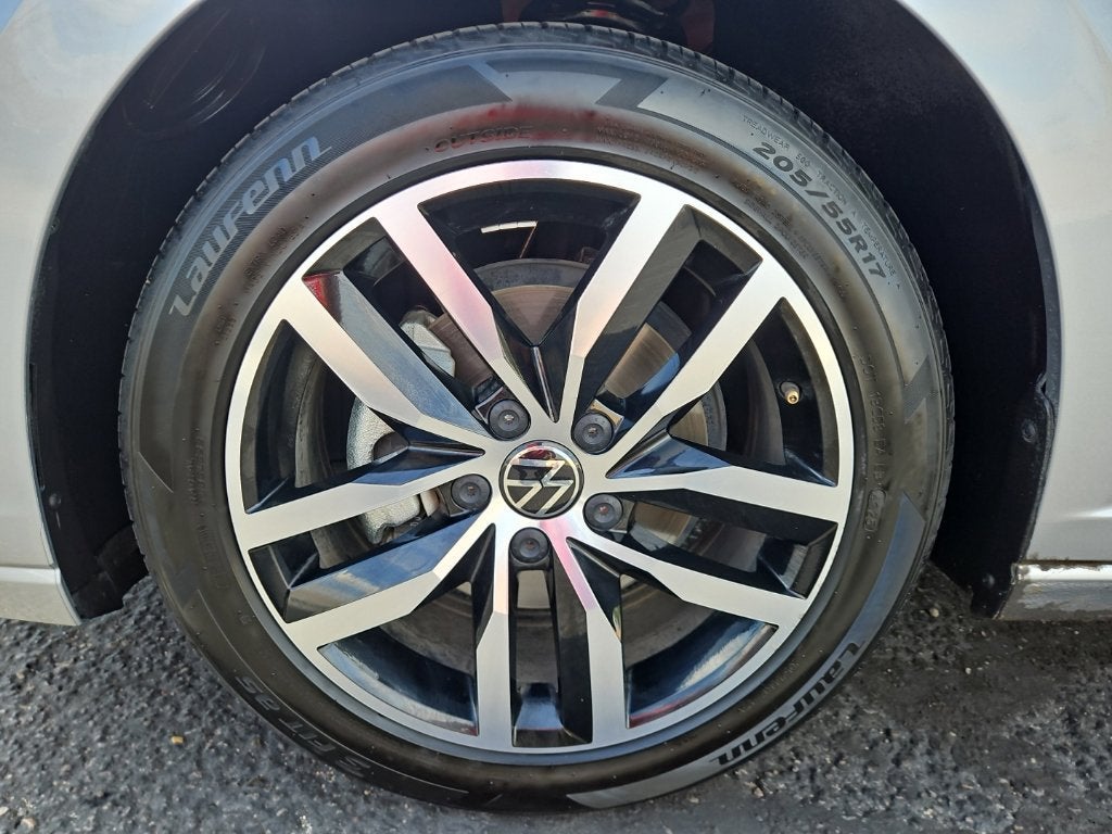 2025 Volkswagen Jetta SE