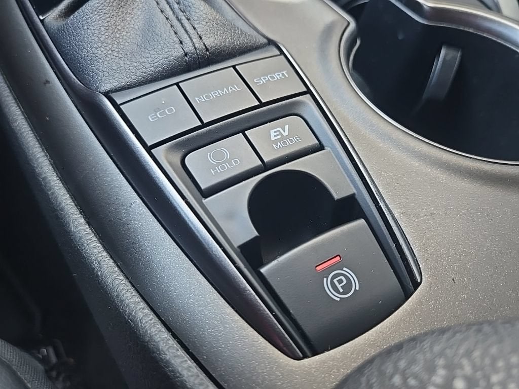 2024 Toyota Camry Hybrid XSE