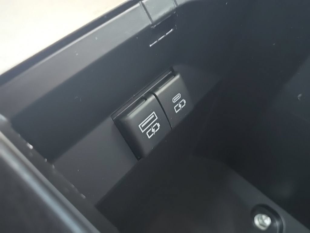 2024 Toyota Camry Hybrid XSE