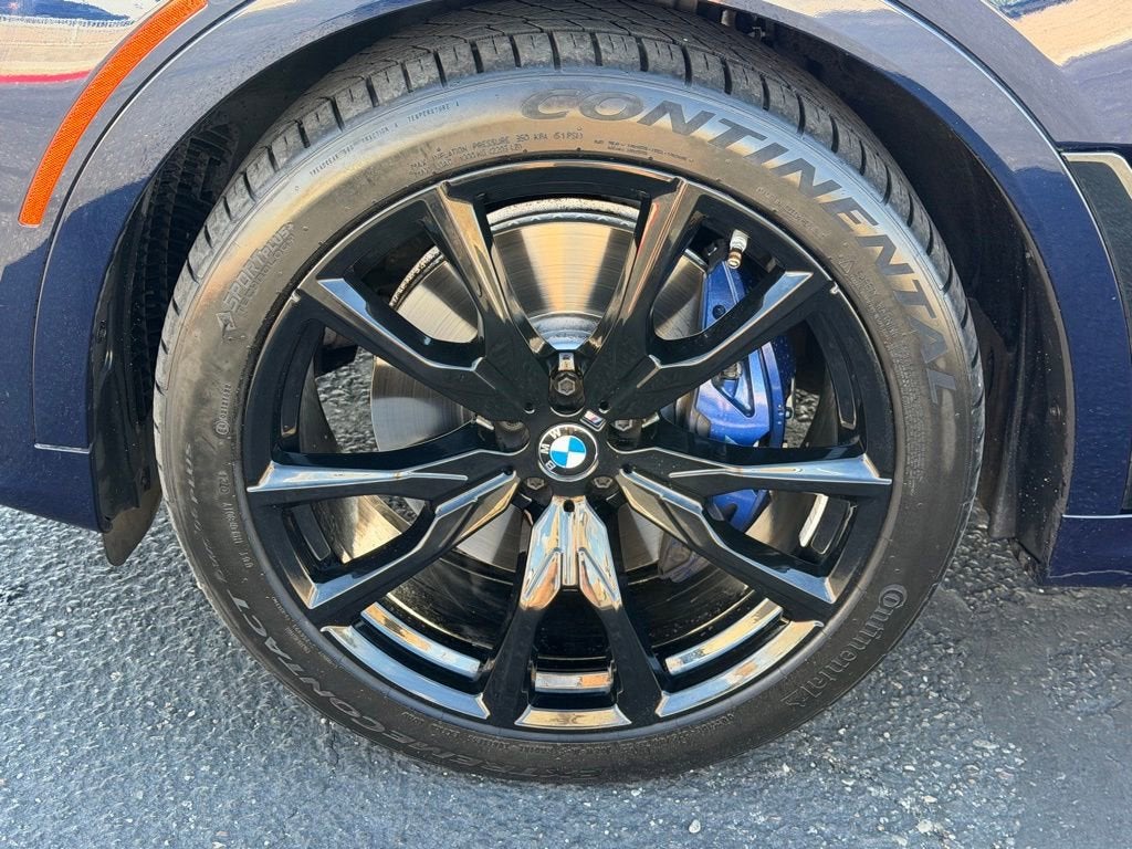 2021 BMW X7 M50i