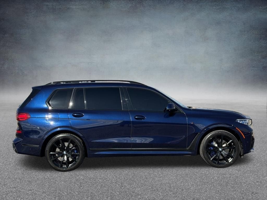 2021 BMW X7 M50i