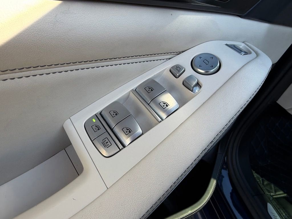 2021 BMW X7 M50i