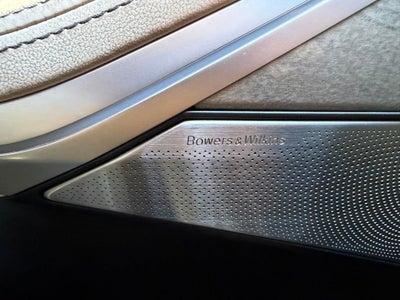 2021 BMW X7 M50i