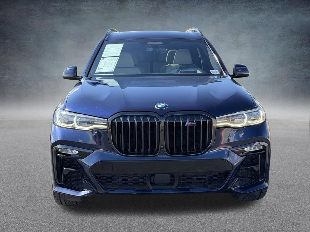 2021 BMW X7 M50i